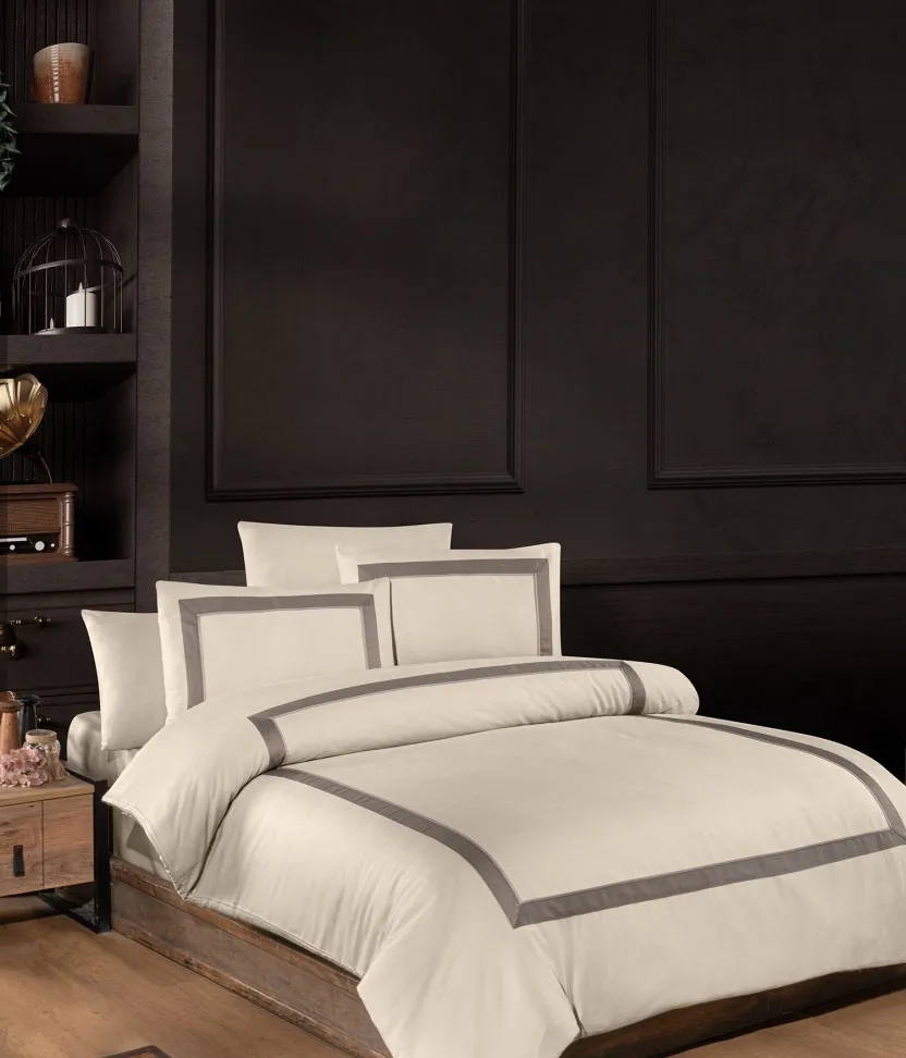 Постільна білизна Deluxe Satin 200 × 220 см (євро) Belezza Cappuccino від First Choice
