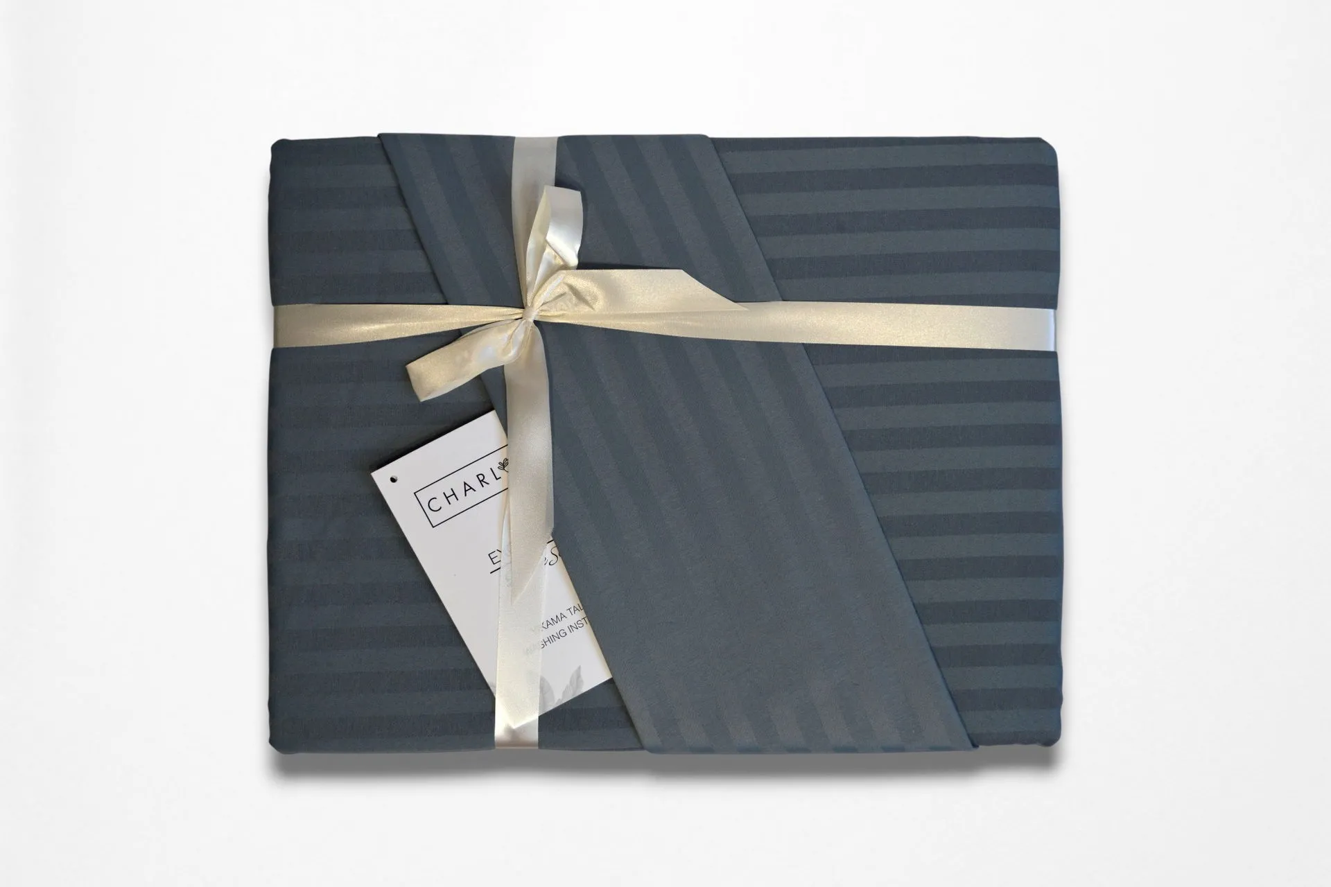 Постільна білизна Stripe Satin 200 × 220 см (євро) Antrasit від Charlotte - Зображення 3