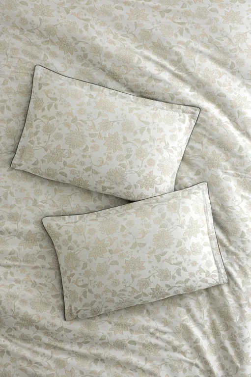 Постільна білизна Mona Premium Satin 300TC 200 × 220 см (євро) Edesa Beige від La Romano - Зображення 6