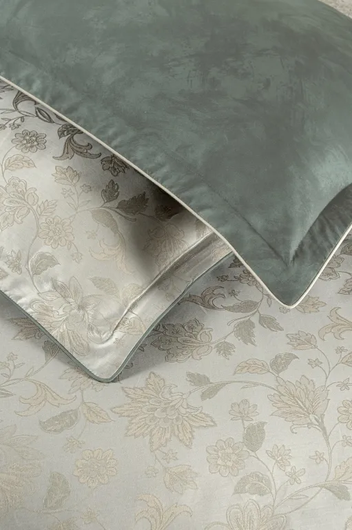 Постільна білизна Mona Premium Satin 300TC 200 × 220 см (євро) Edesa Beige від La Romano - Зображення 4