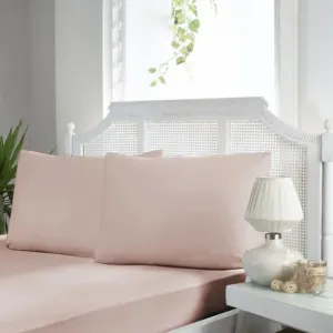 Сатинове простирадло 160 × 200 см на гумці з наволочками від First Choice