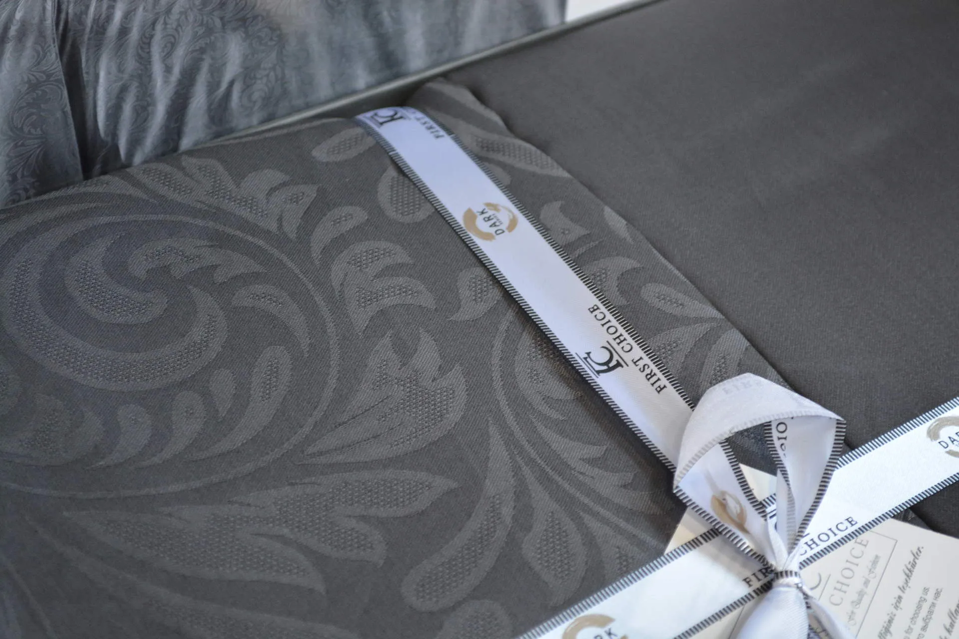 Постільна білизна Jacquard Satin DARK 200 × 220 см (євро) Tecna Anthracite від First Choice - Зображення 3