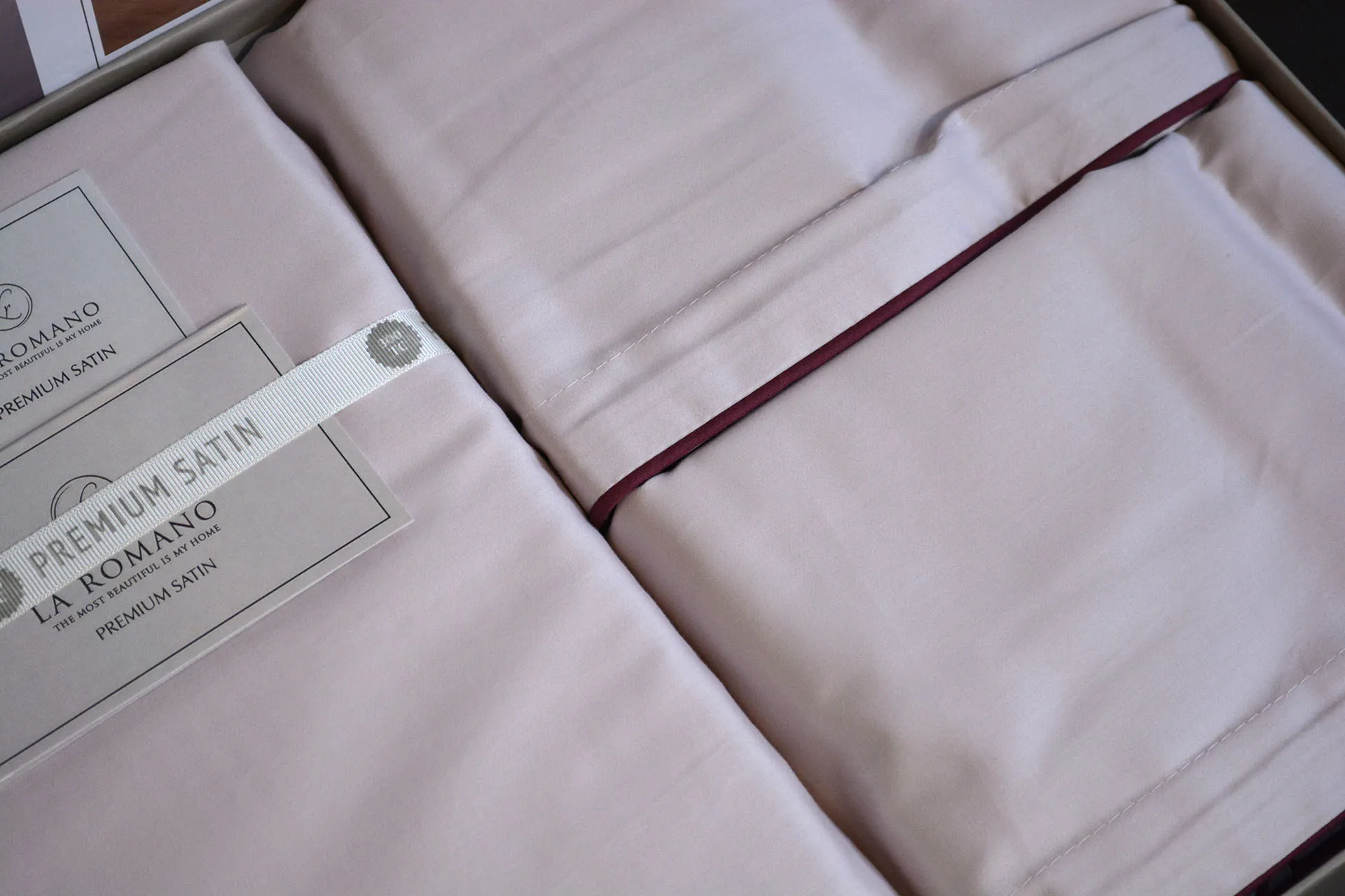 Постільна білизна Premium Satin 200 × 220 см (євро) Lucca Violet від La Romano - Зображення 4