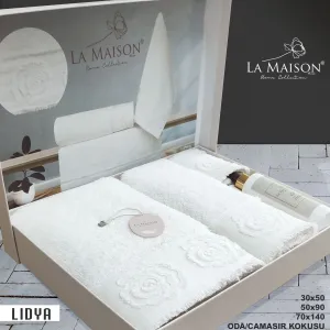 Подарунковий набір рушників, 3 шт. з ароматом Lidya від La Maison