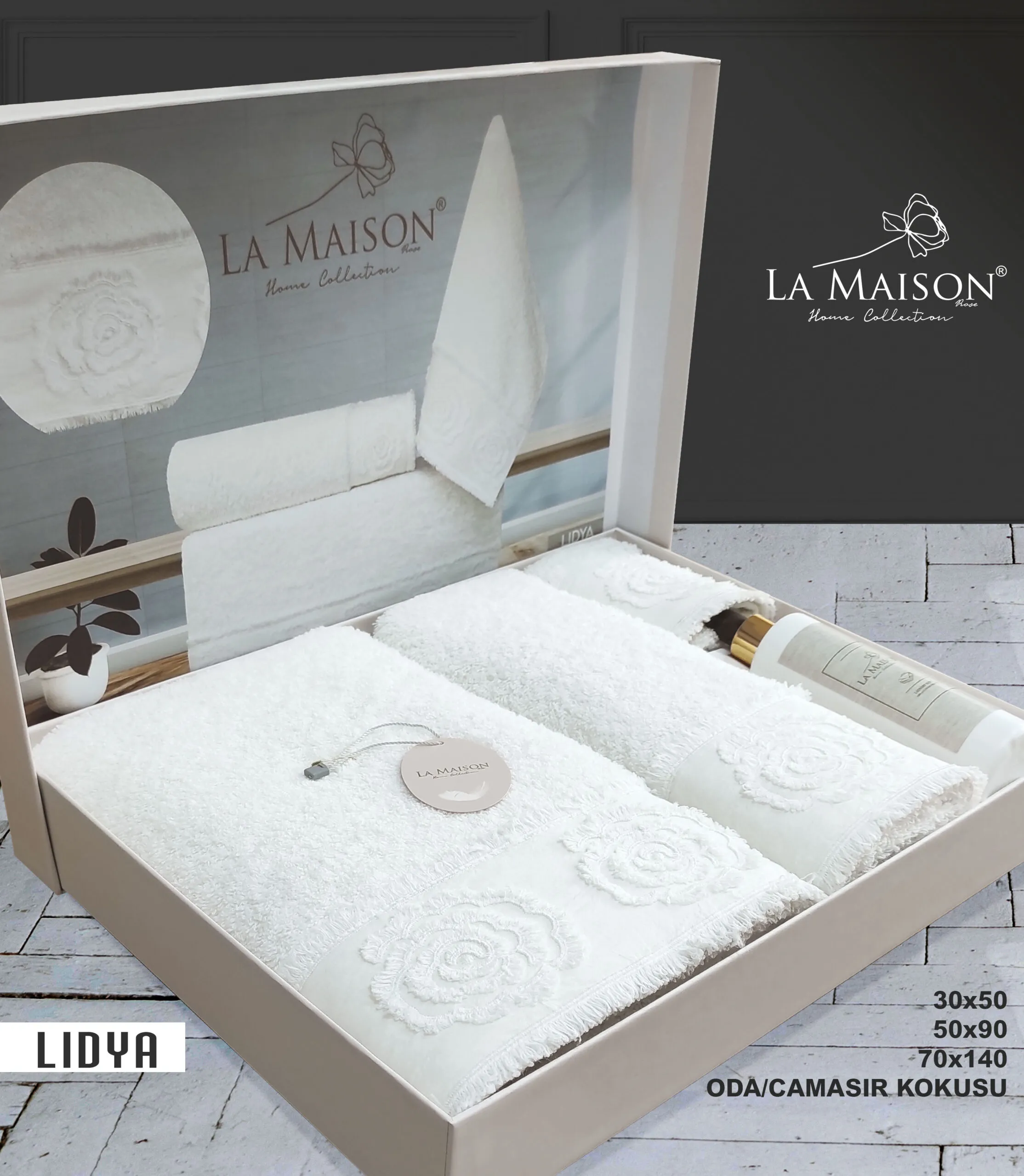 Подарунковий набір рушників, 3 шт. з ароматом Lidya від La Maison