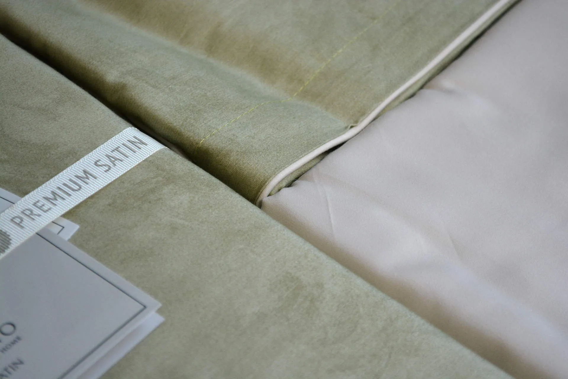 Постільна білизна Premium Satin 200 × 220 см (євро) Marlen Cedar від La Romano - Зображення 5