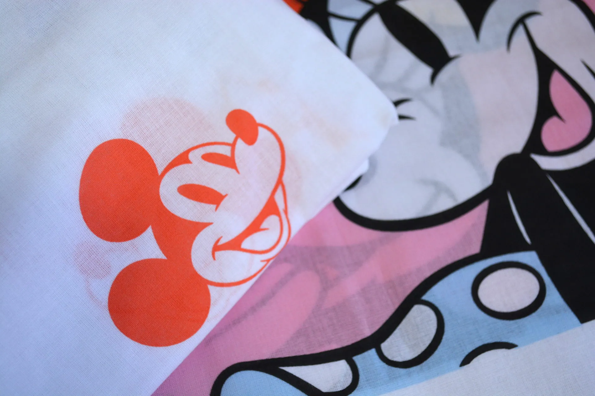 Постільна білизна Disney 160 × 220 см (полуторний) Minnie Mouse Rainbow від TAC - Зображення 4