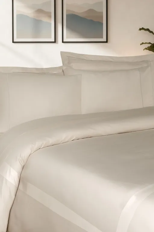 Постільна білизна Mona Premium Satin 300TC 200 × 220 см (євро) Montova Wind від La Romano - Зображення 5