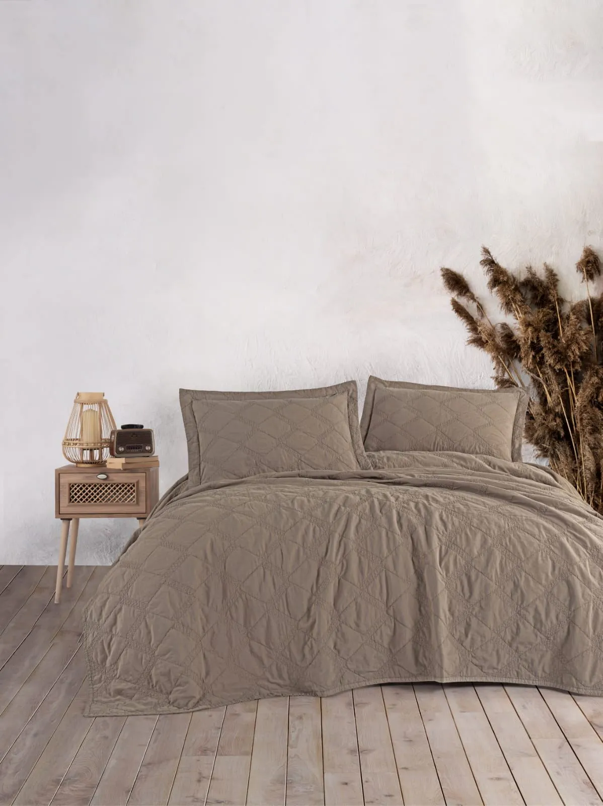 Покривало з наволочками Natural Creations 240 × 260 см (євро) Mink від Maribor