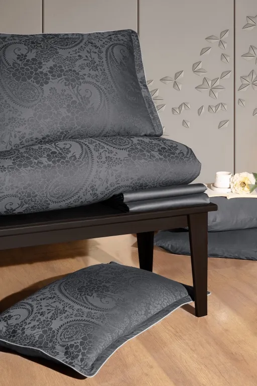 Постільна білизна Premium Satin 200 × 220 см (євро) Tracy Steel Grey від La Romano - Зображення 2