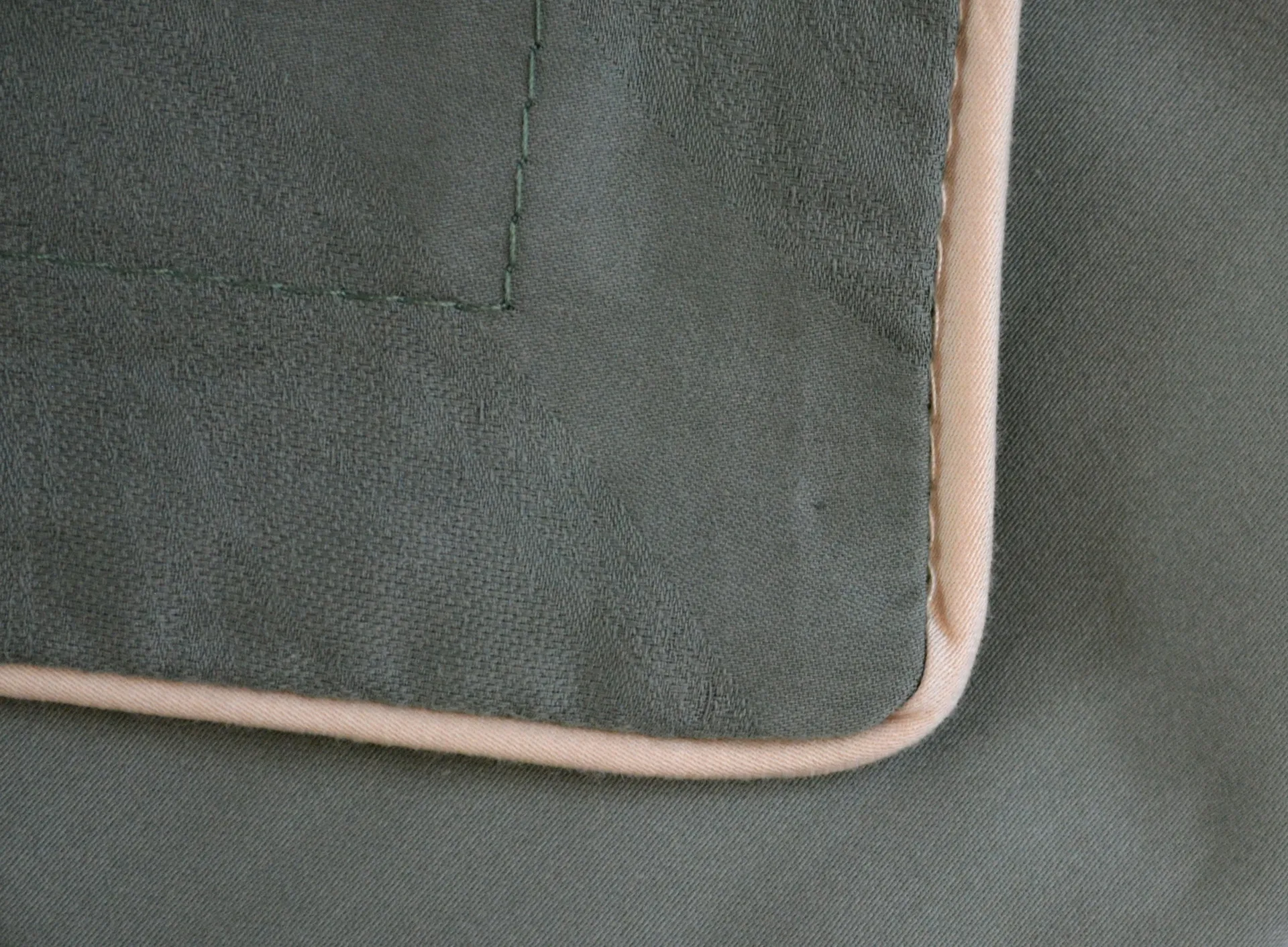 Постільна білизна Premium Satin 200 × 220 см (євро) Vandela Moonmist від La Romano - Зображення 3