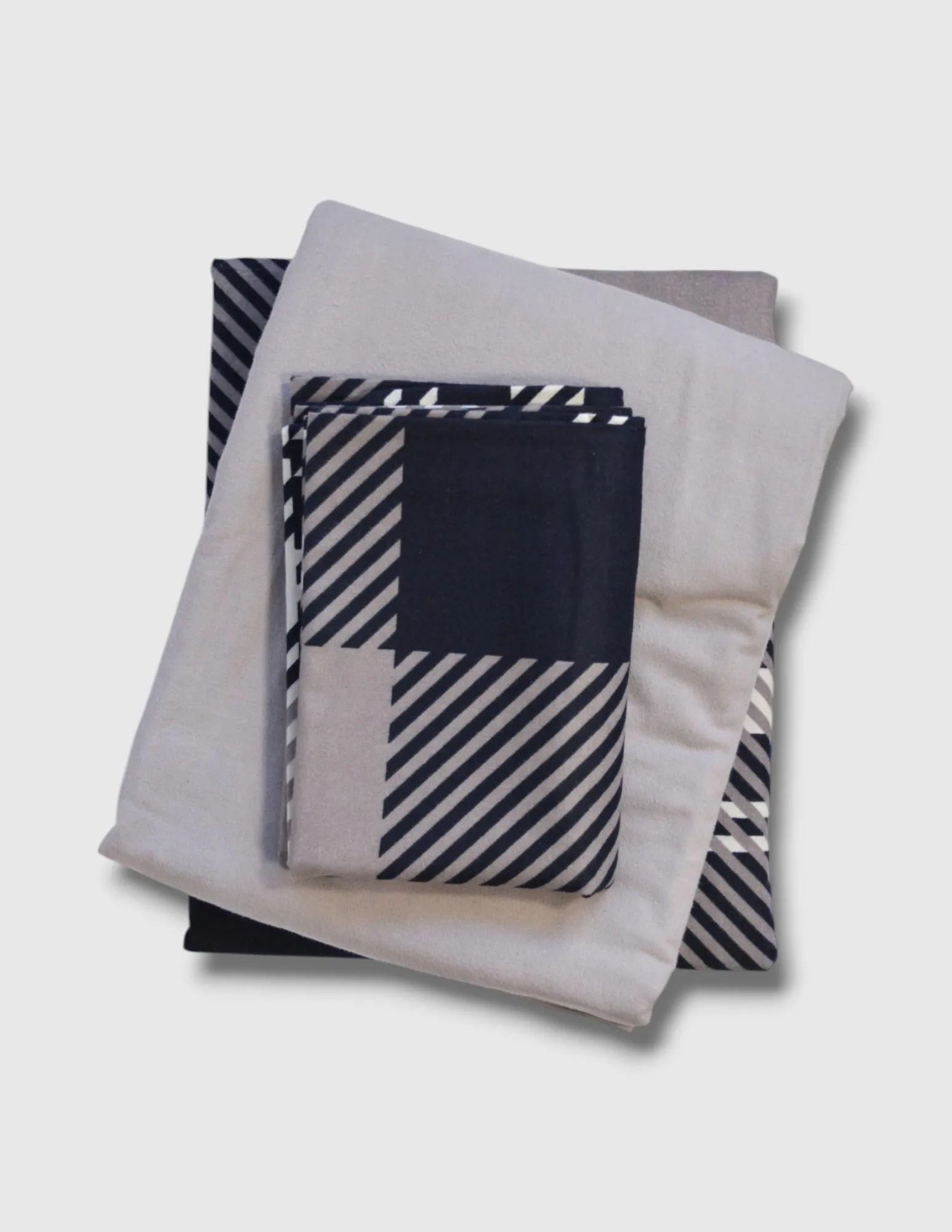 Комплект постільної білизни Flanel 200 × 220 см (євро) Veldor Navy Blue від First Choice - Зображення 4