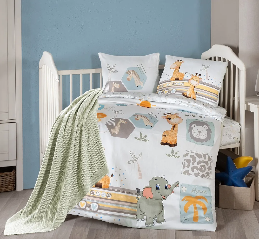Постільна білизна для новонароджених з пледом Baby Digital Satin Nirvana 100 × 150 см Safari від First Choice