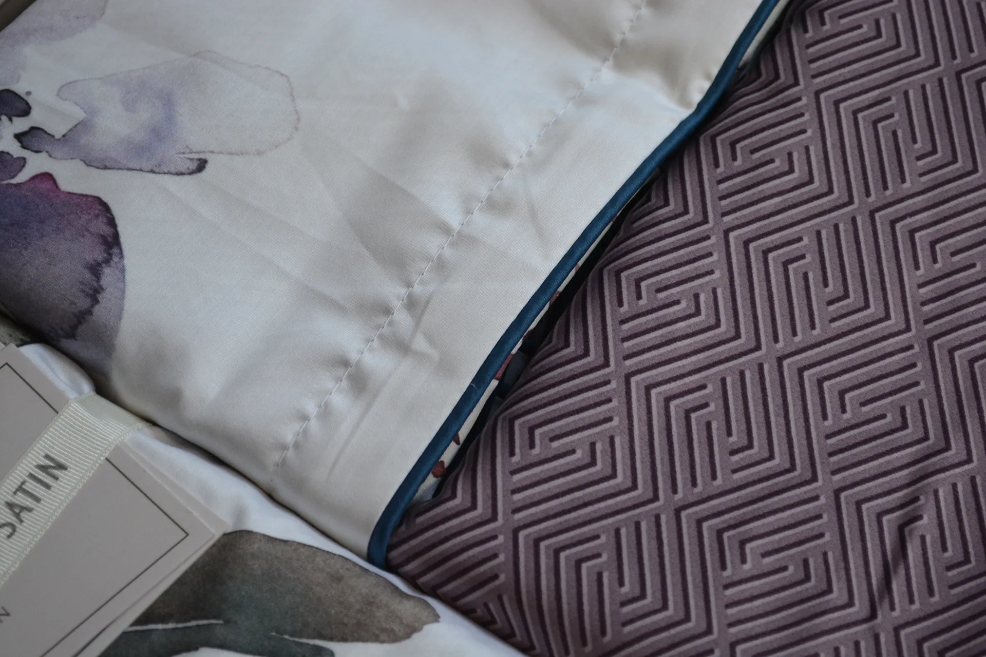 Постільна білизна Premium Satin 200 × 220 см (євро) Delcina Berry від La Romano - Зображення 5