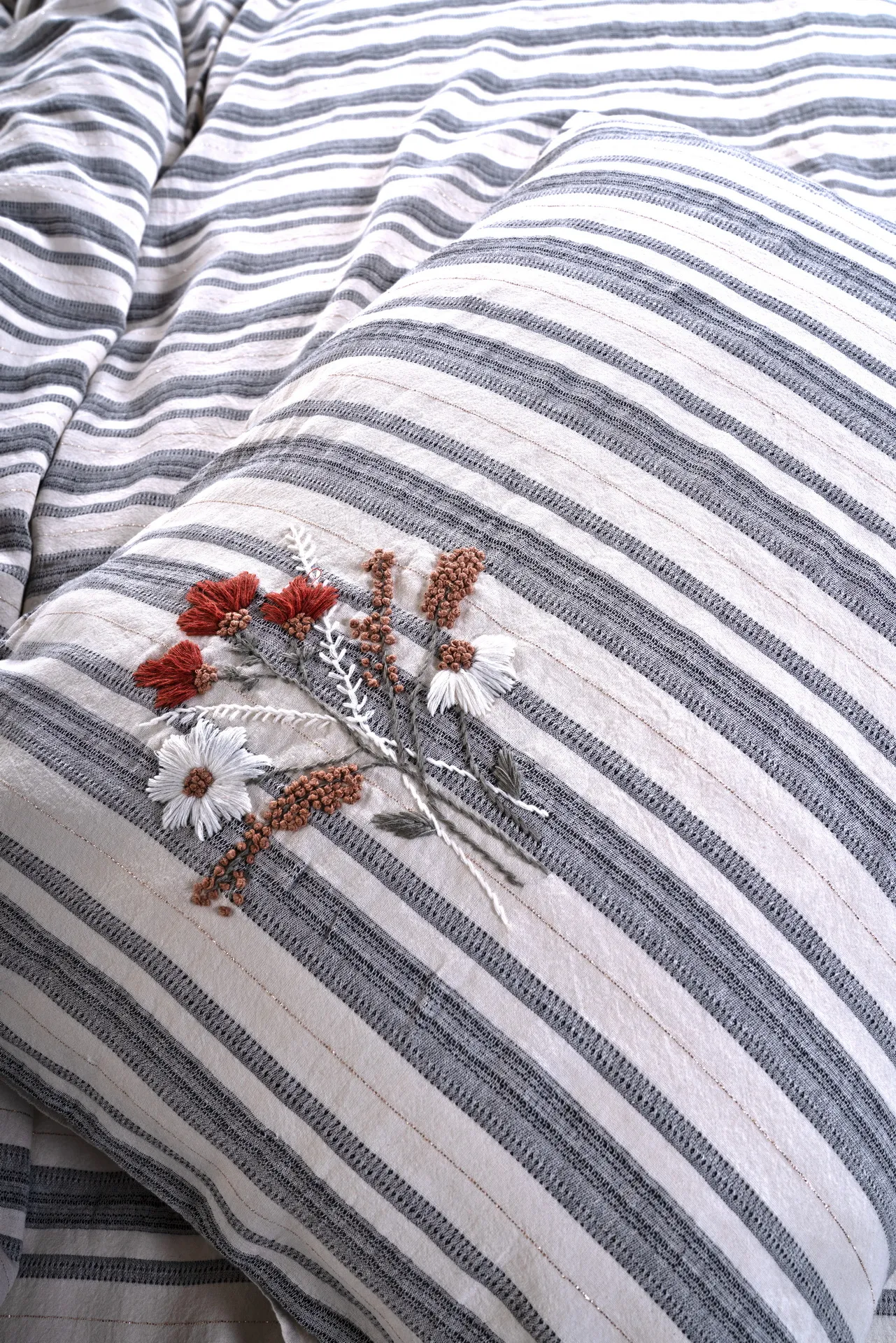 Постільна білизна Stonewashed 200 × 220 см (євро) Lucca Opal Grey від Limasso - Зображення 2