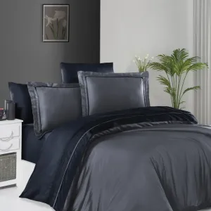 Постільна білизна Deluxe Satin DARK 200 × 220 см (євро) Serenity Dark Grey-Navy Blue від First Choice