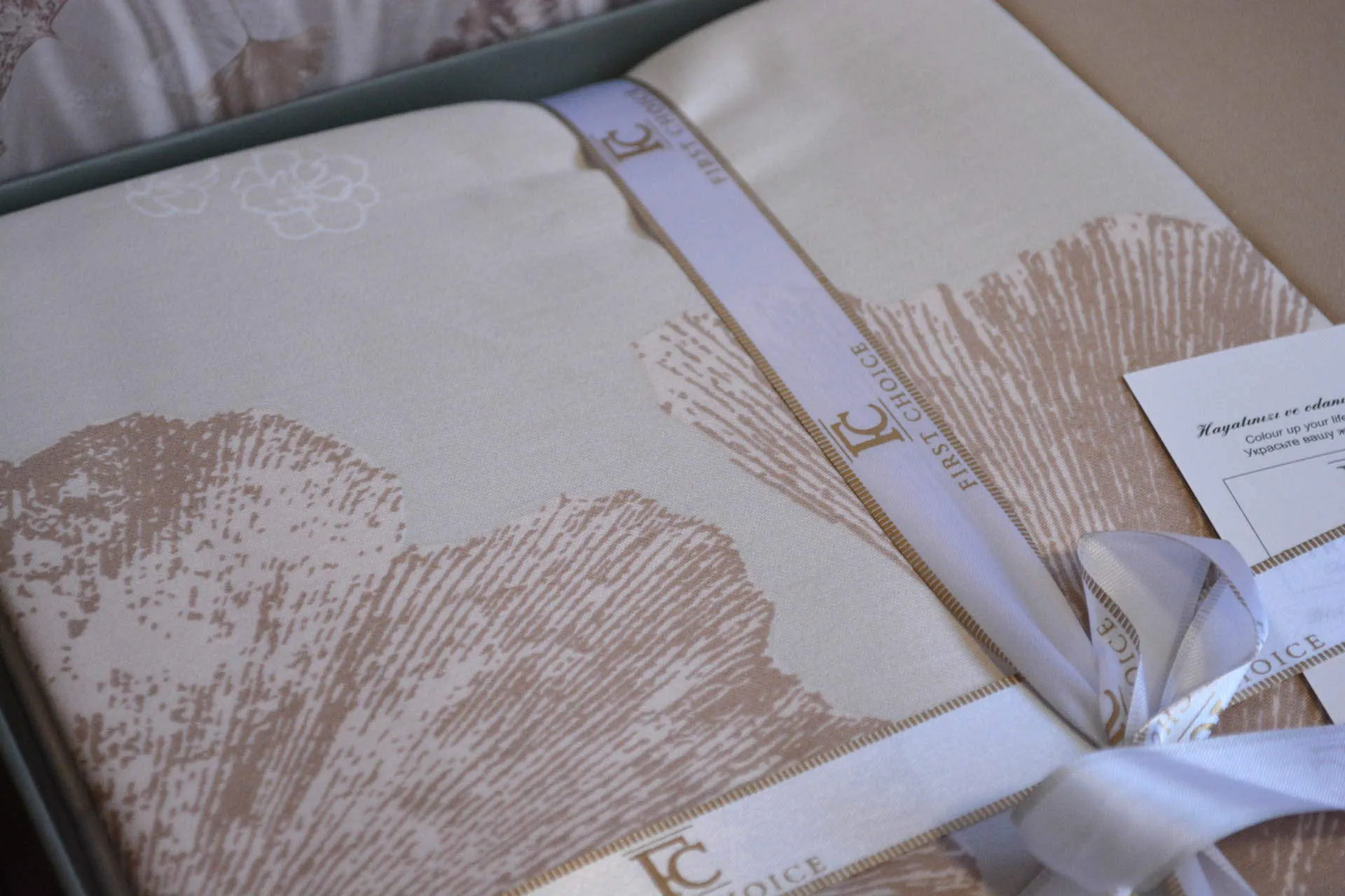 Постільна білизна Cotton Satin 200 × 220 см (євро) Sofira Beige від First Choice - Зображення 4