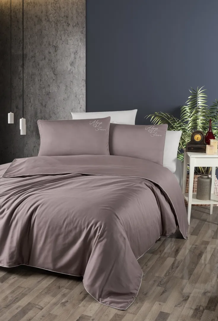 Постільна білизна Deluxe Satin 200 × 220 см (євро) Timeless Lilac від First Choice