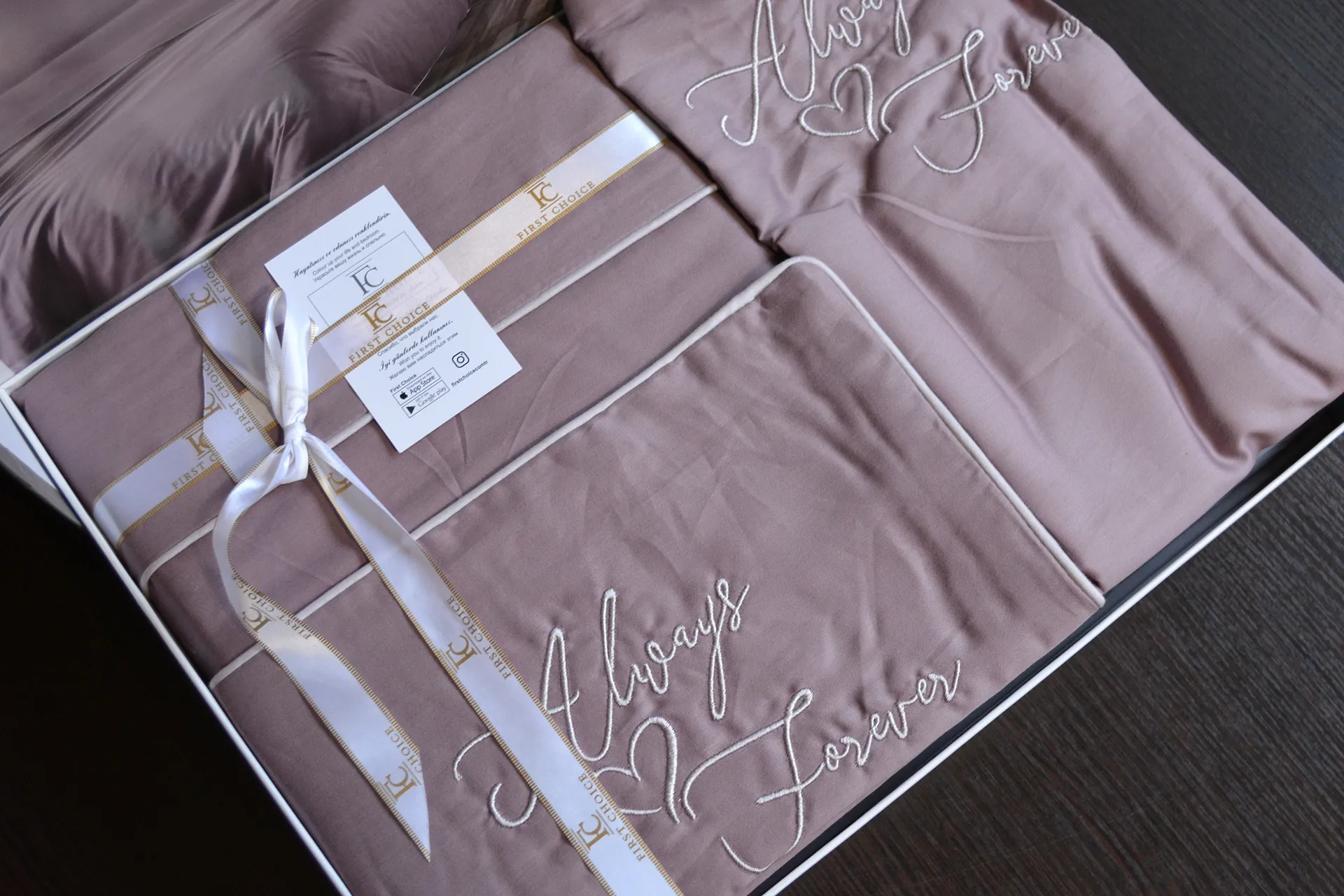Постільна білизна Deluxe Satin 200 × 220 см (євро) Timeless Lilac від First Choice - Зображення 5